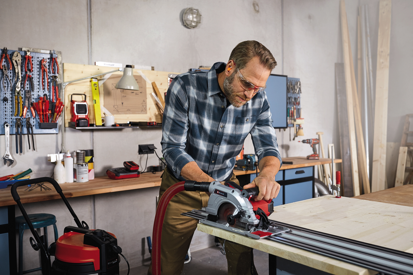 Käsisirkkeli Einhell TE-CS 190/1