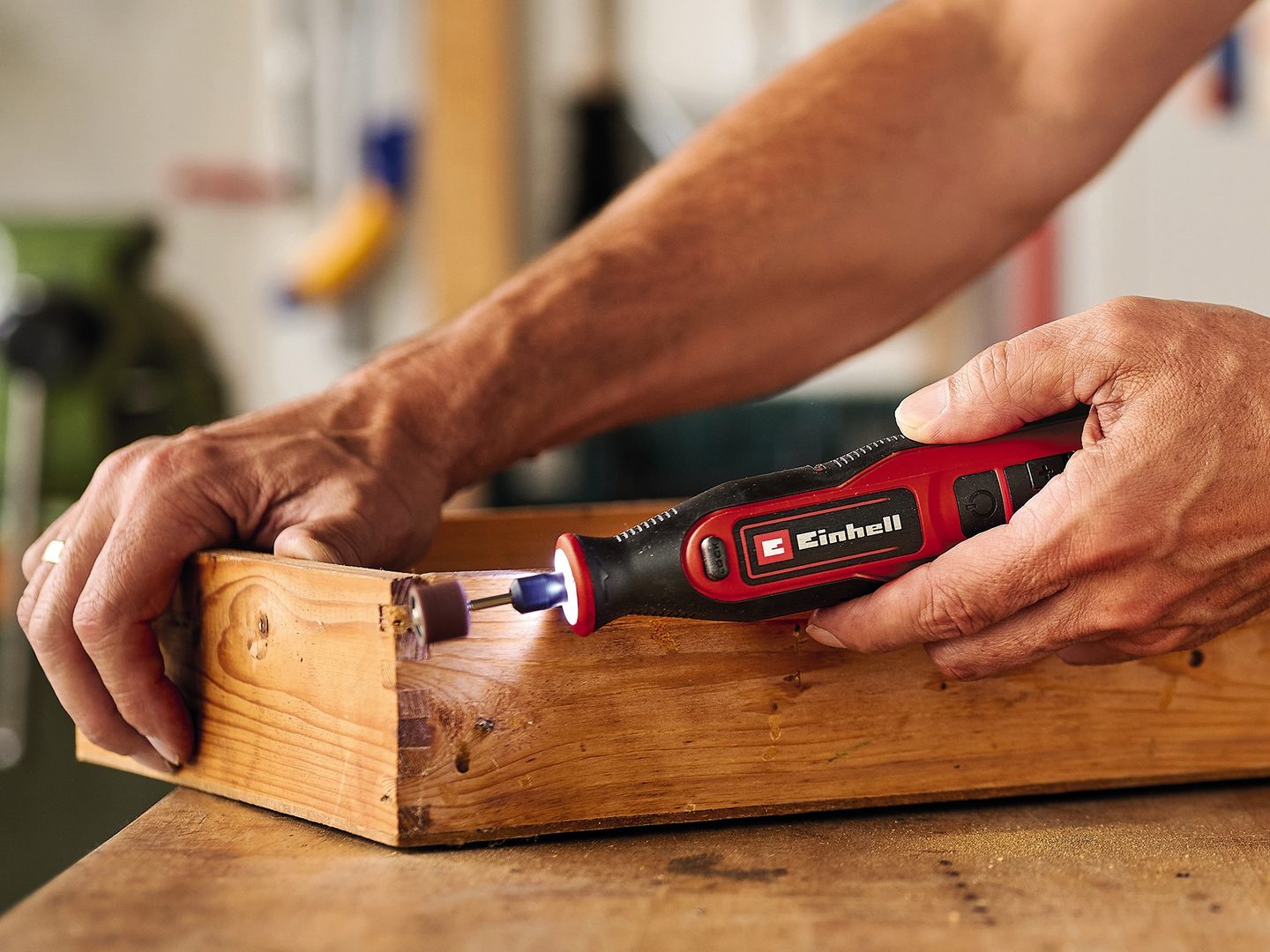 Hioma-kaiverruskone Einhell TE-MT 7,2 Li 1x1,5Ah