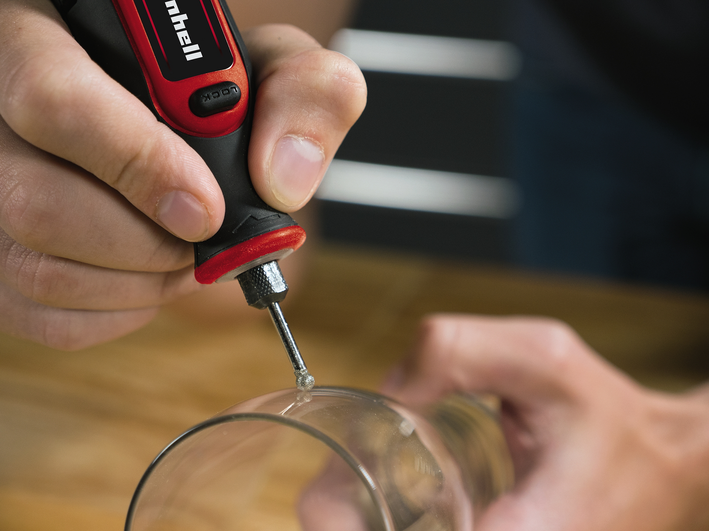 Hioma-kaiverruskone Einhell TE-MT 7,2 Li 1x1,5Ah