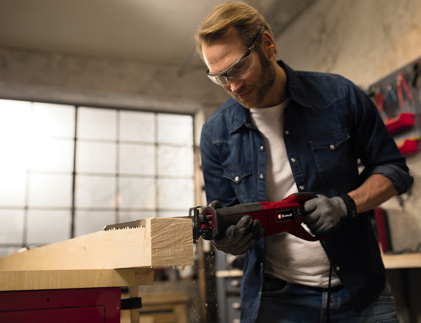 Puukkosaha Einhell TE-AP 750 E