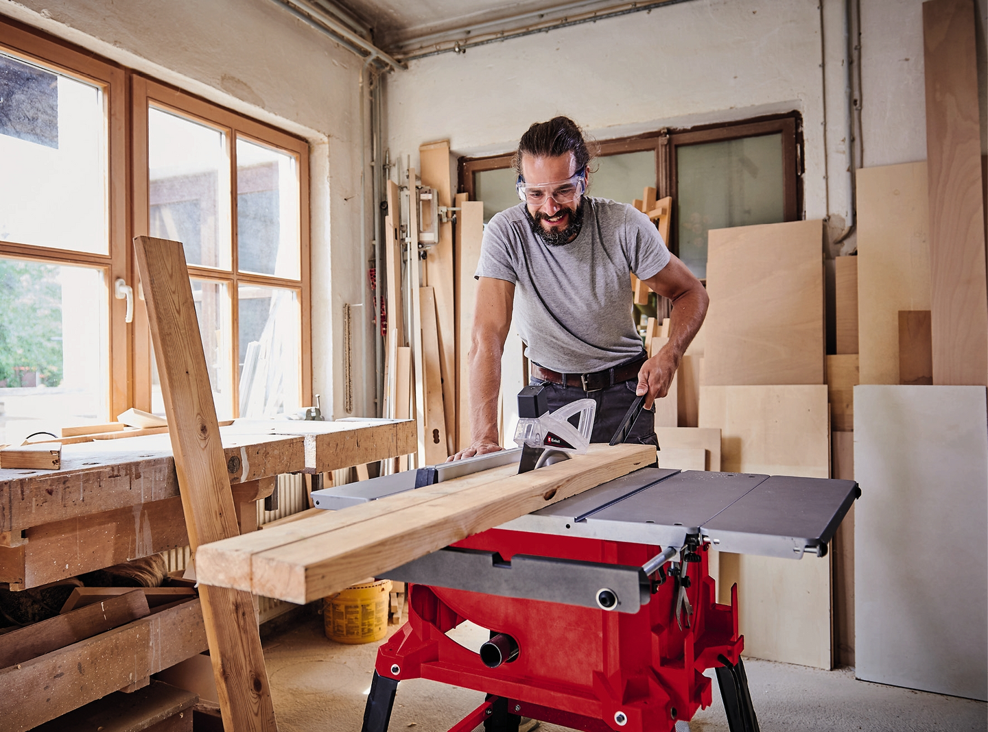 Pöytäsaha Einhell TC-TS 2225 U