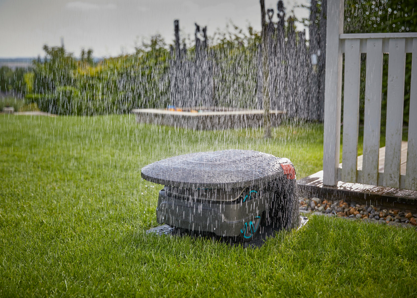 Robottiruohonleikkuri GARDENA Smart Sileno Life 750 Lona + katos