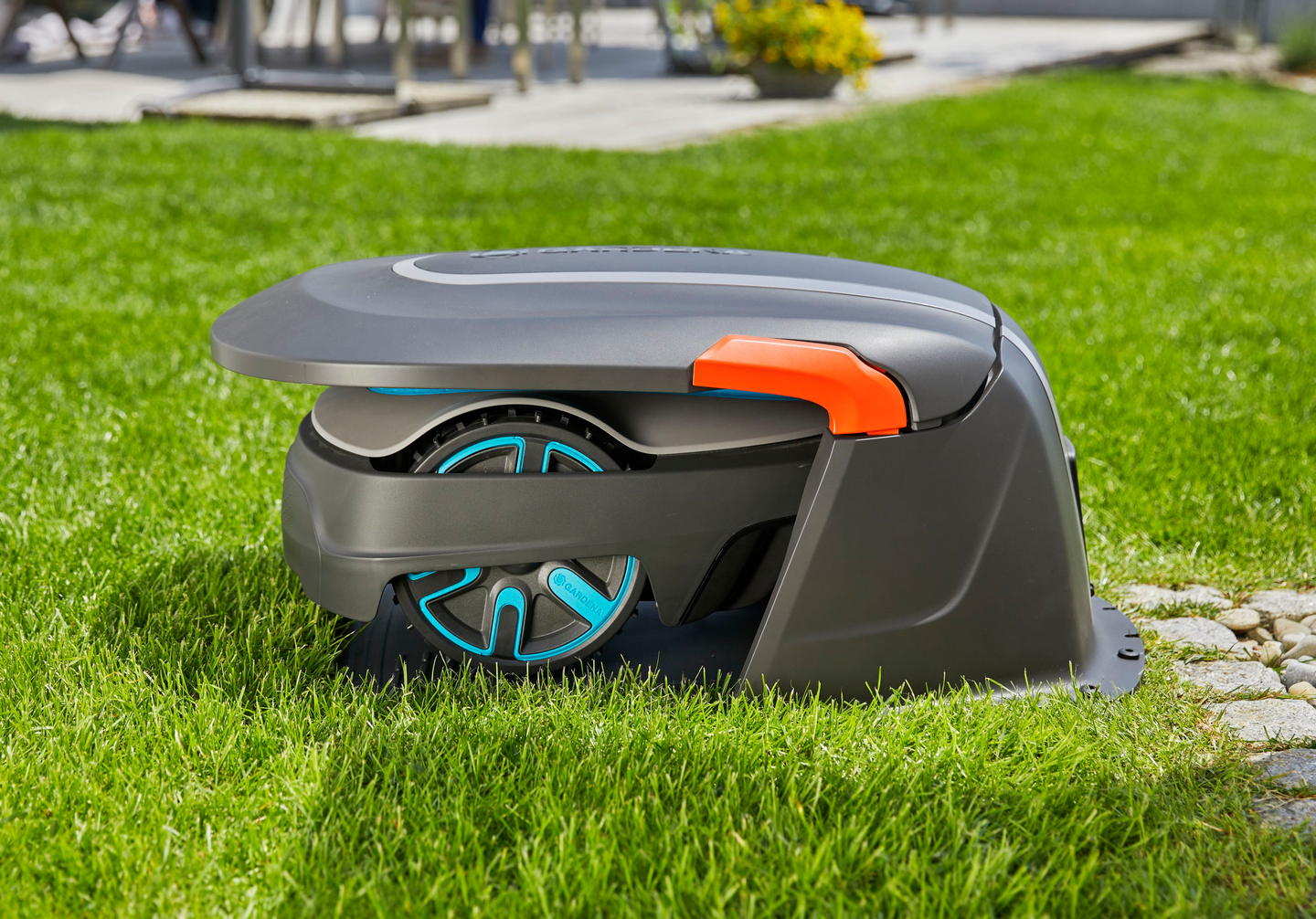 Robottiruohonleikkuri GARDENA Smart Sileno Life 750 Lona + katos