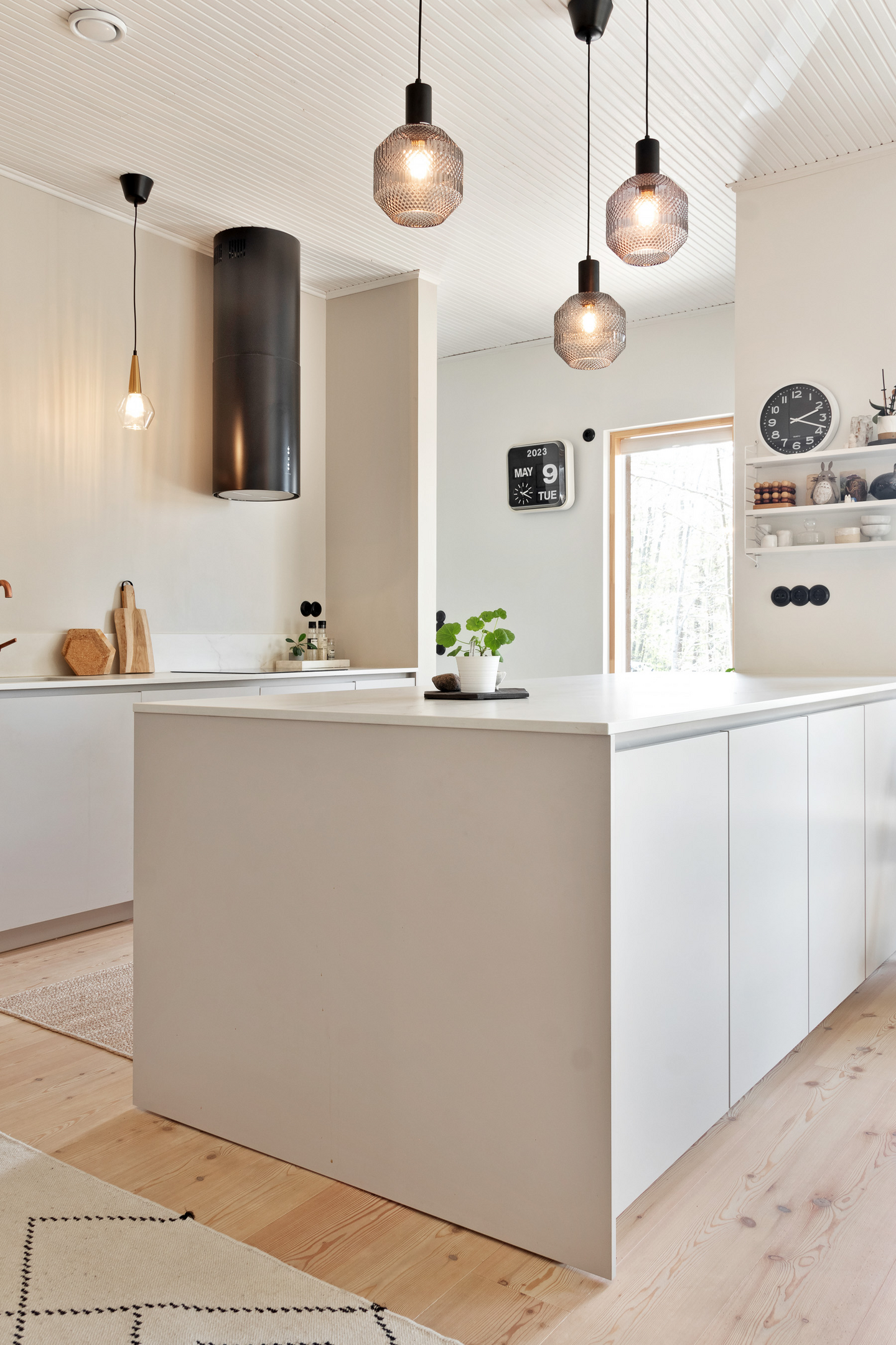 Riippuvalaisin Sessak Noel 1-osainen savu