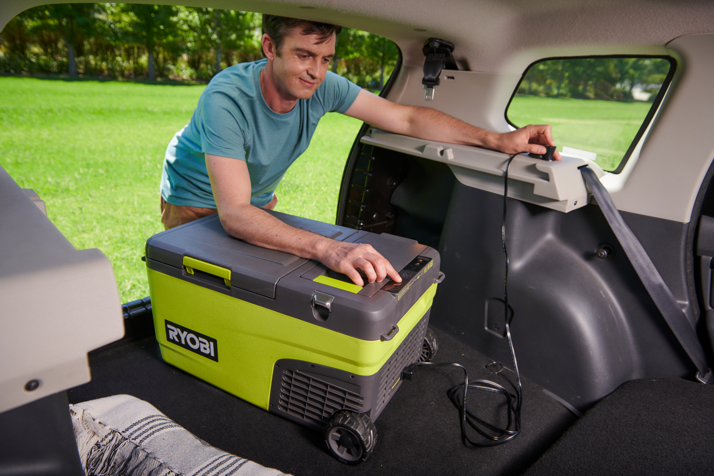 Kylmälaukku Ryobi RY18CB23A-0 ONE+ 18V tai 230V runko