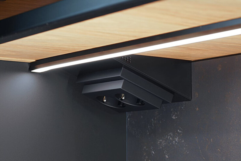 Pistorasia Dreamled Pro Mini 2-os 16a IP20 mattamusta