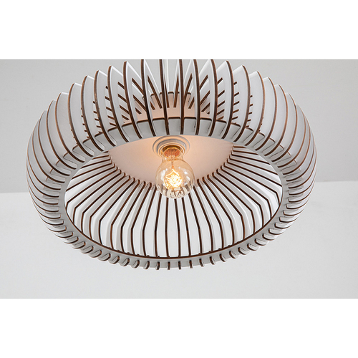 Riippuvalaisin FocusLight Rio 430mm E27 max. 40W valkoinen