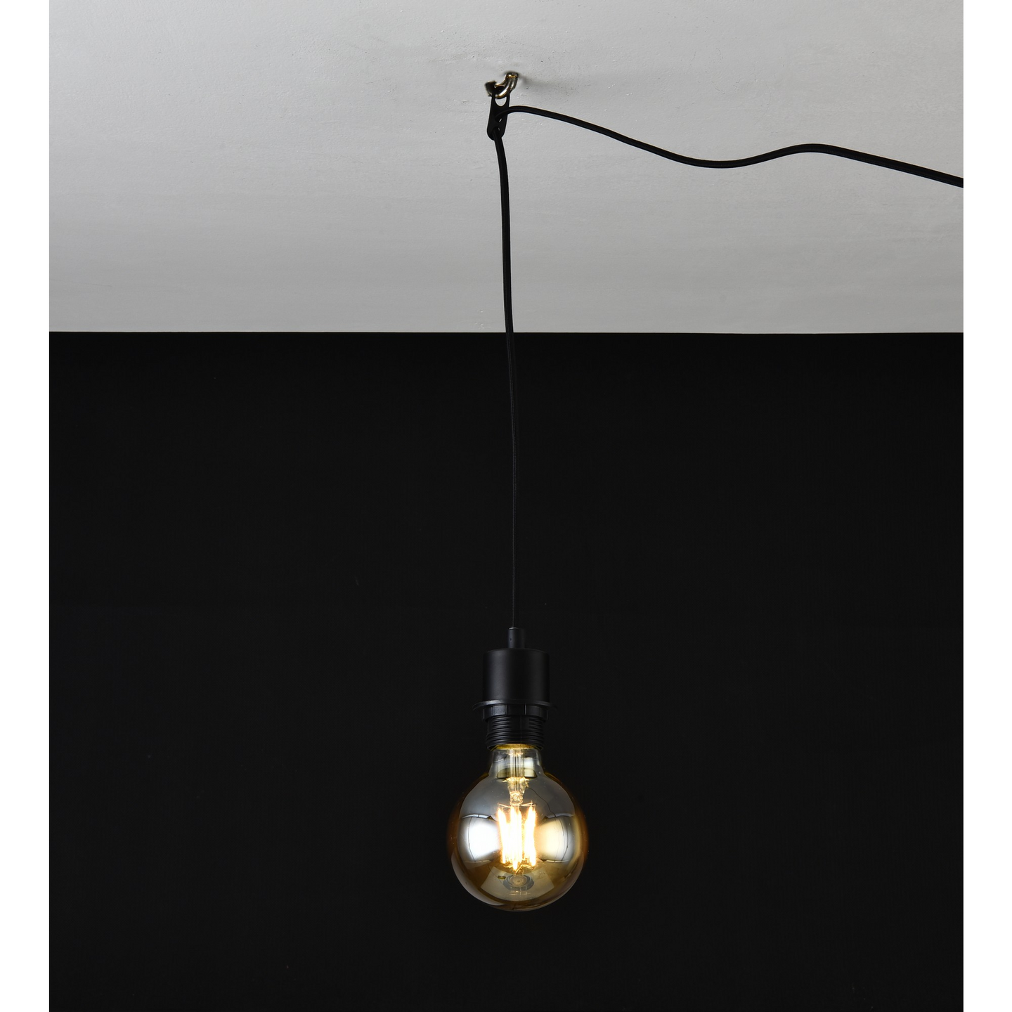 Riippuvalaisimen johtosarja Focuslight Dennis E27 maks.42W musta