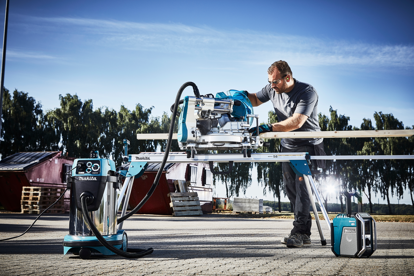 Akkujiirisaha Makita DLS211ZU 2x18V runko