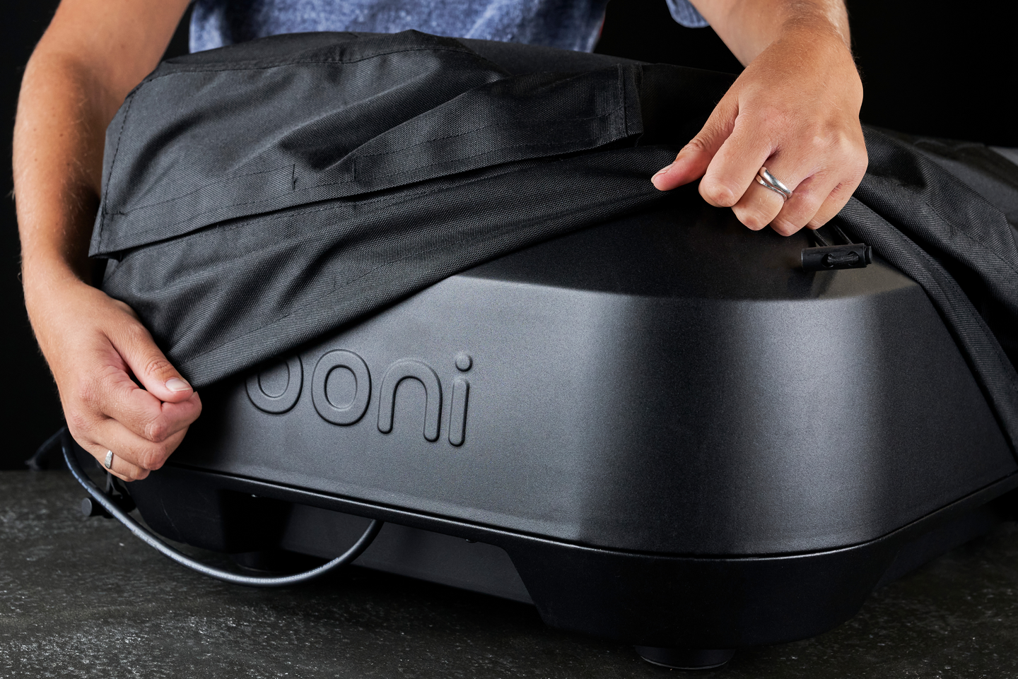 Suojapeite Ooni Volt 12