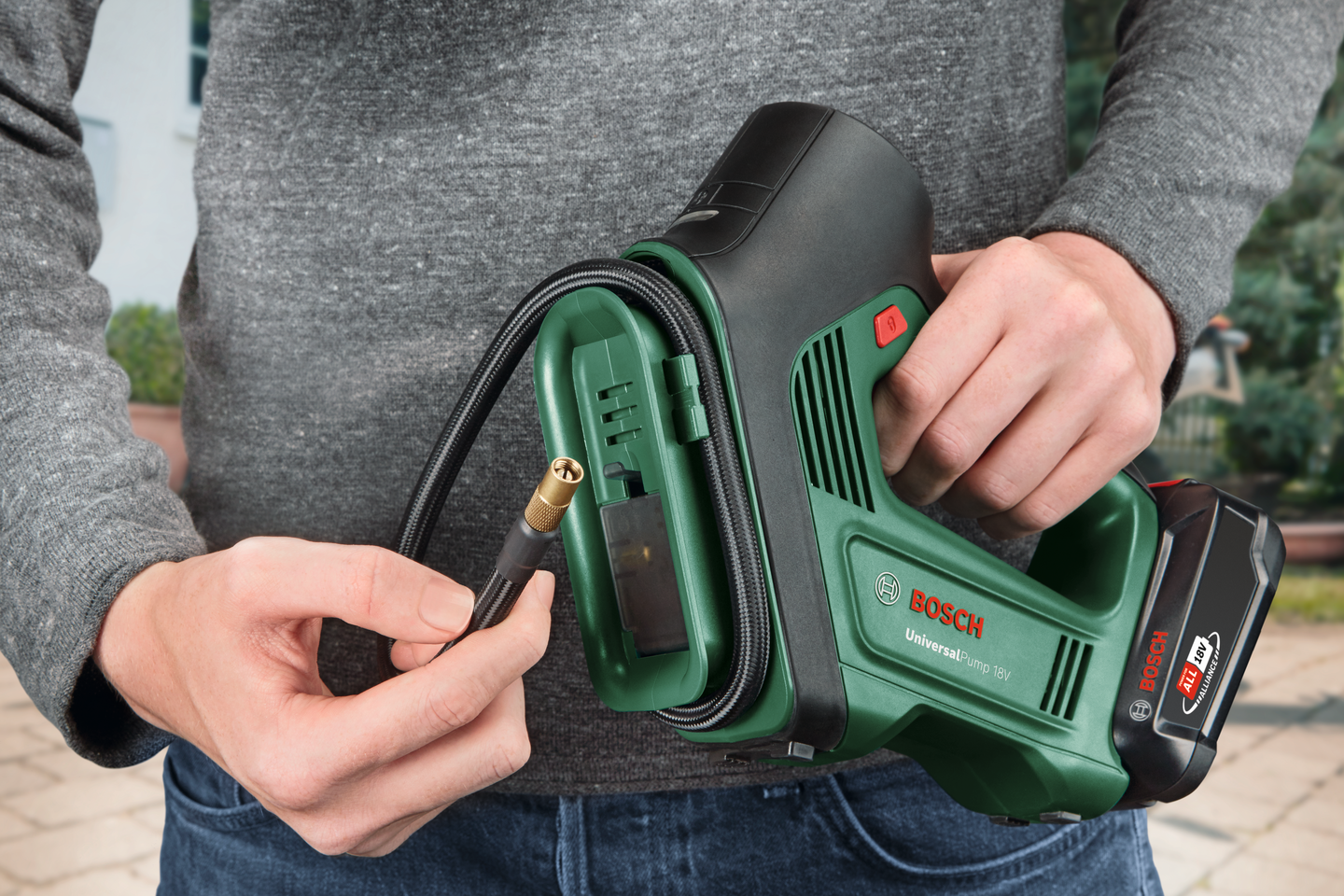 Akkupumppu Bosch UniversalPump 18V 1x2,0Ah