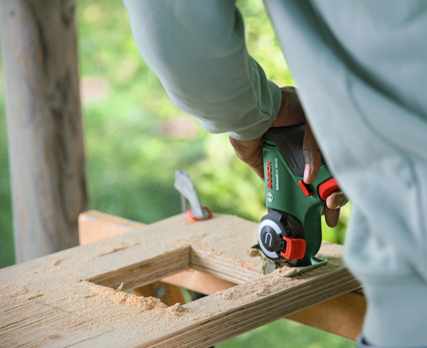 Akkumonitoimisaha Bosch UniversalCut 18V-65 1x2,5Ah