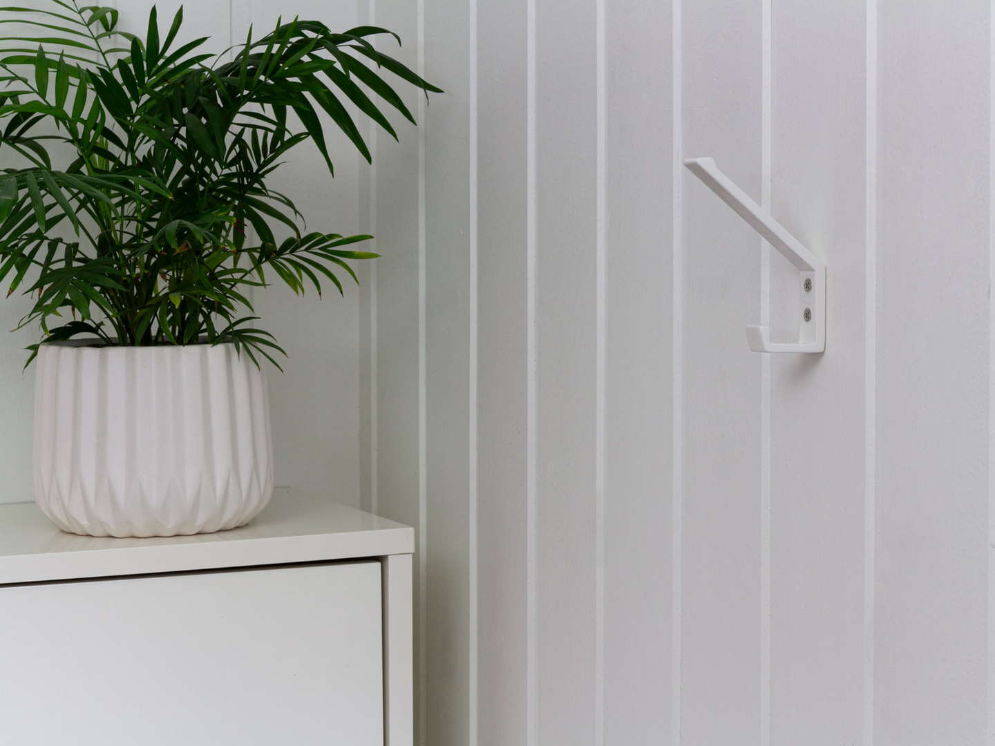 Vaatekoukku Cello 110 alumiini valkoinen