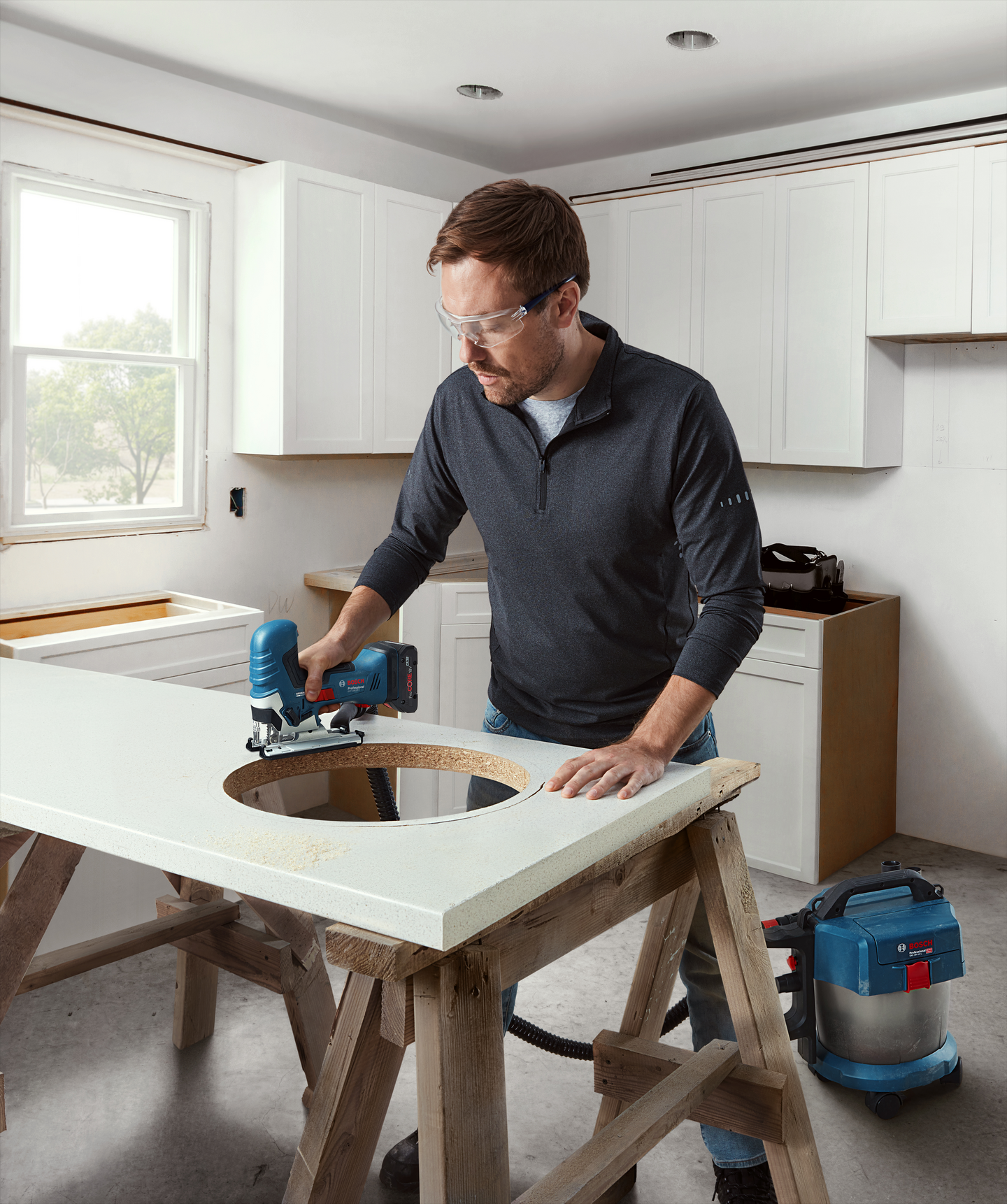 Akkukonesarja Bosch 18V 5-osainen GSR/GST/GKS/GSA/GDX 3x4,0Ah