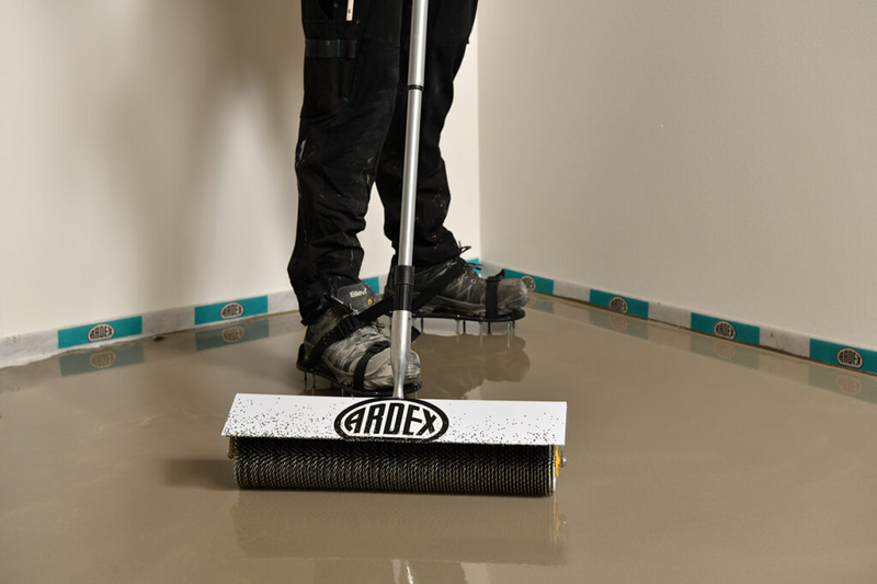 Lattiatasoite ARDEX K 33 20kg