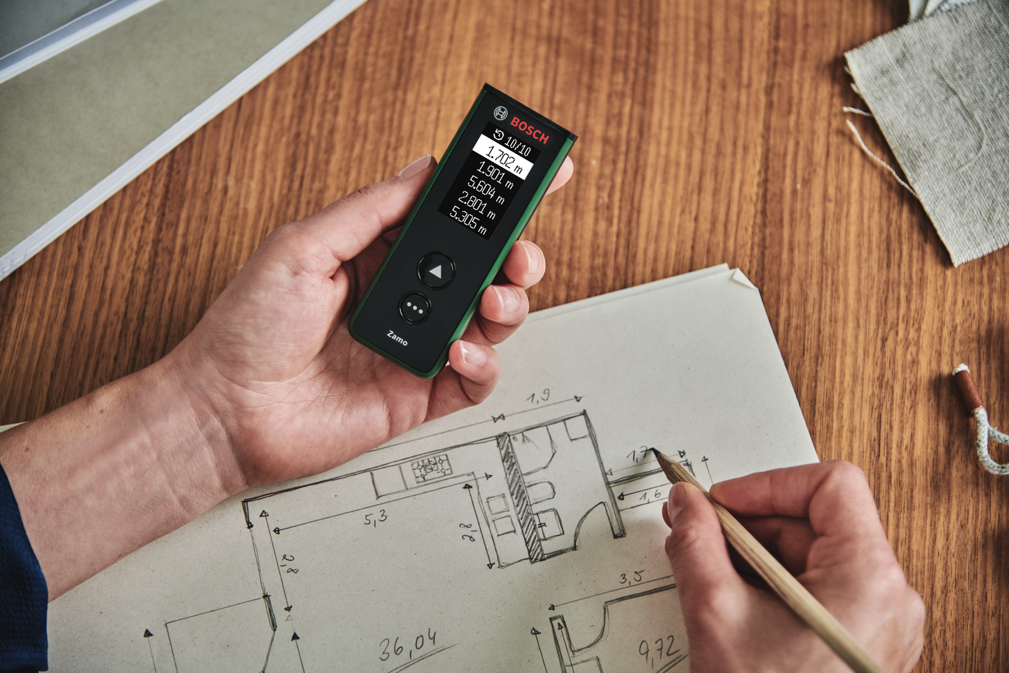 Lasermittalaite Bosch Zamo IV basic