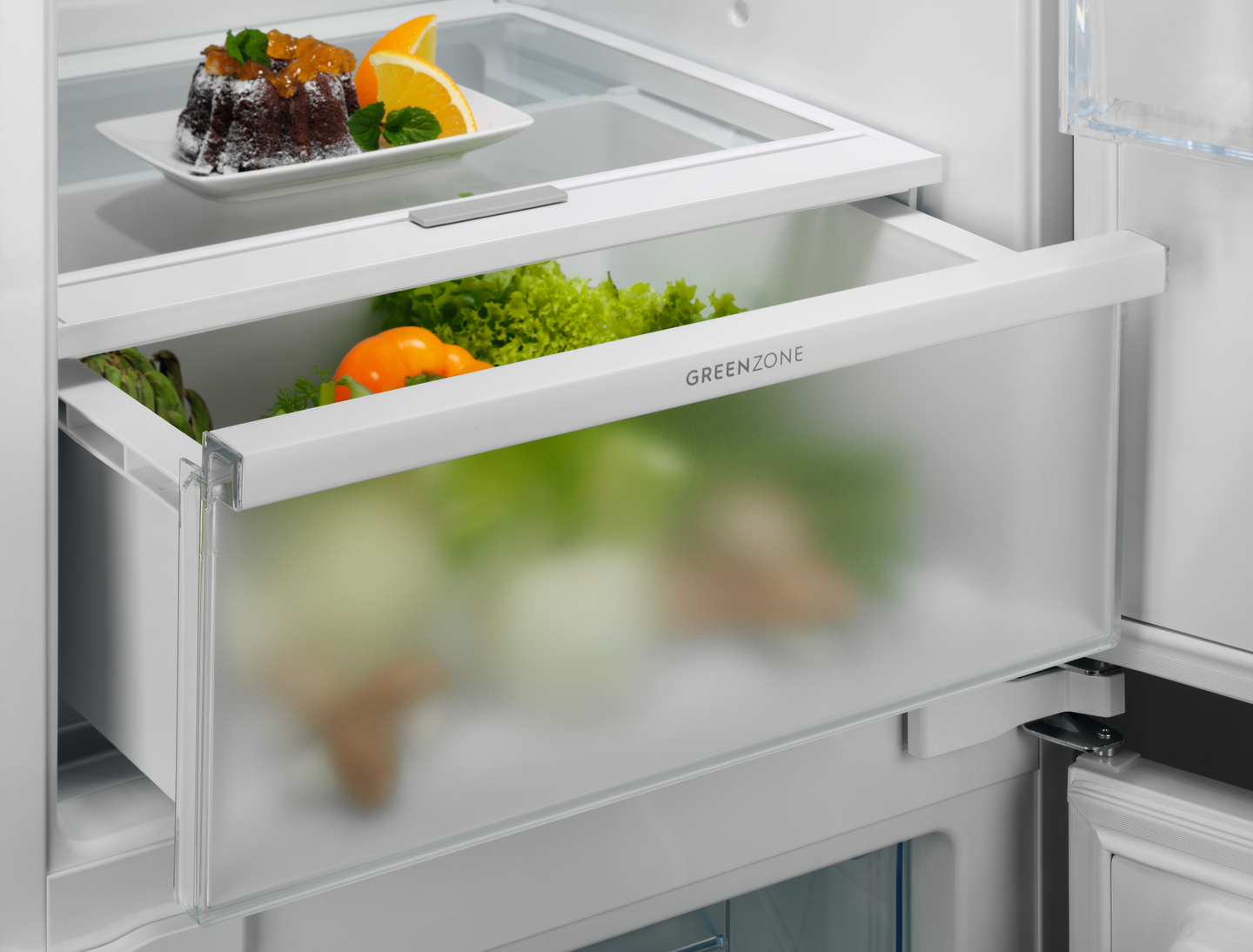 Jääkaappi-pakastin Electrolux ENG7TE18S integroitava