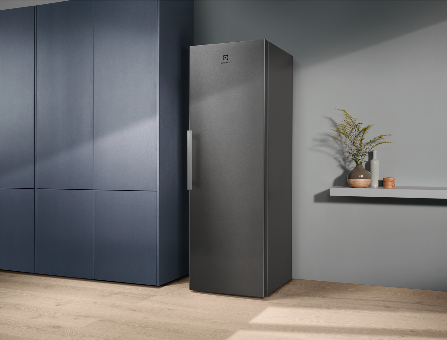 Jääkaappi Electrolux LRC5ME38X2 teräs