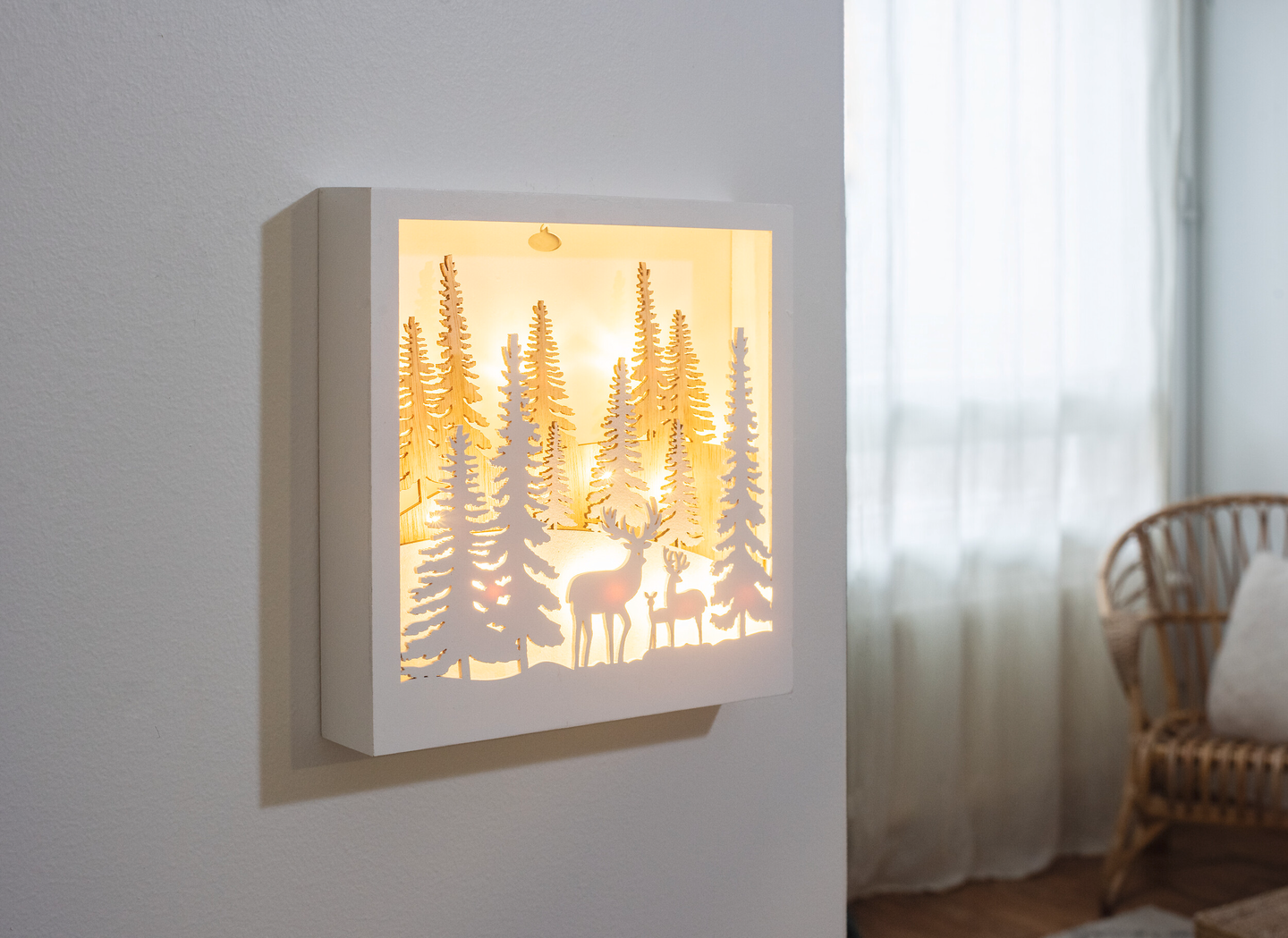 Puinen poro-koriste Airam Siimes