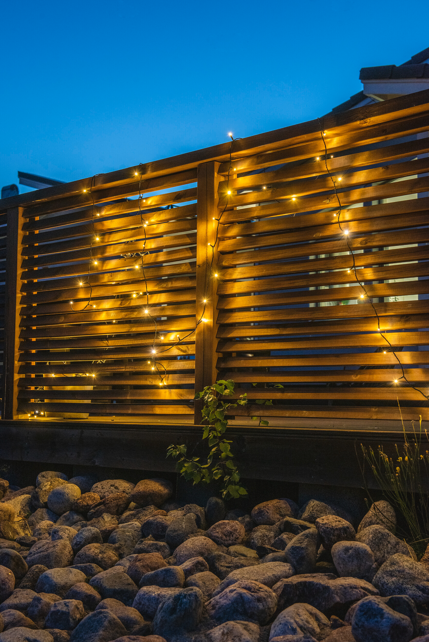 Valosarja Airam SmartHome 24m 240 lediä lämmin/kirkas valkoinen