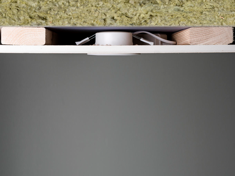 Alasvalo Hide-a-lite Comfort G4 Quick ISO IP44 520lm 7,5W Tune 36° valkoinen