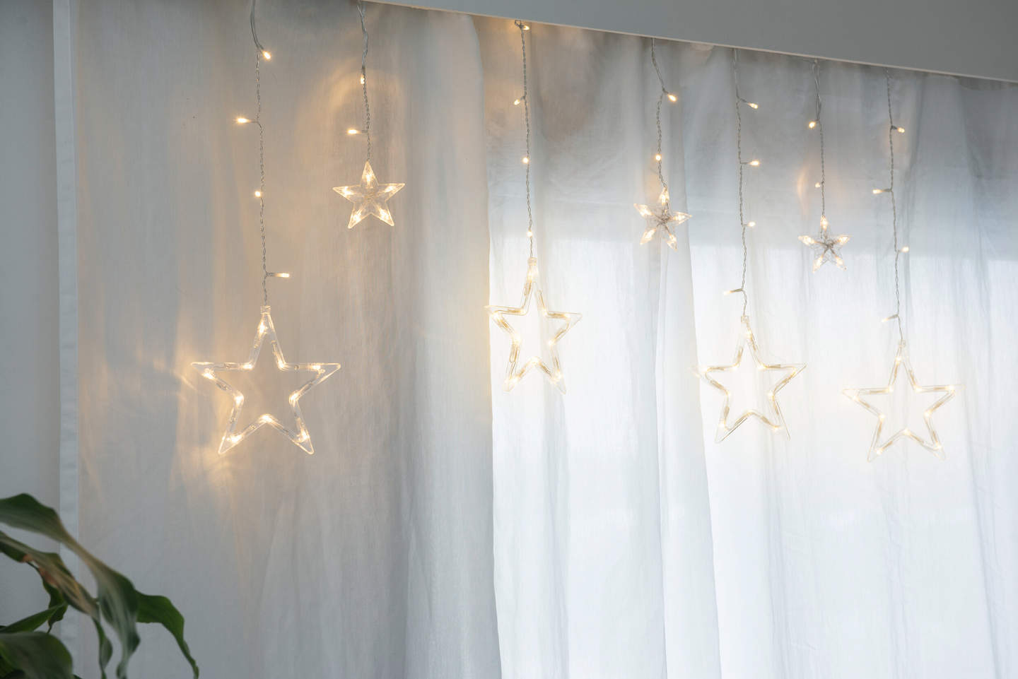 Tähtiverho Airam Nette 77 lediä IP20