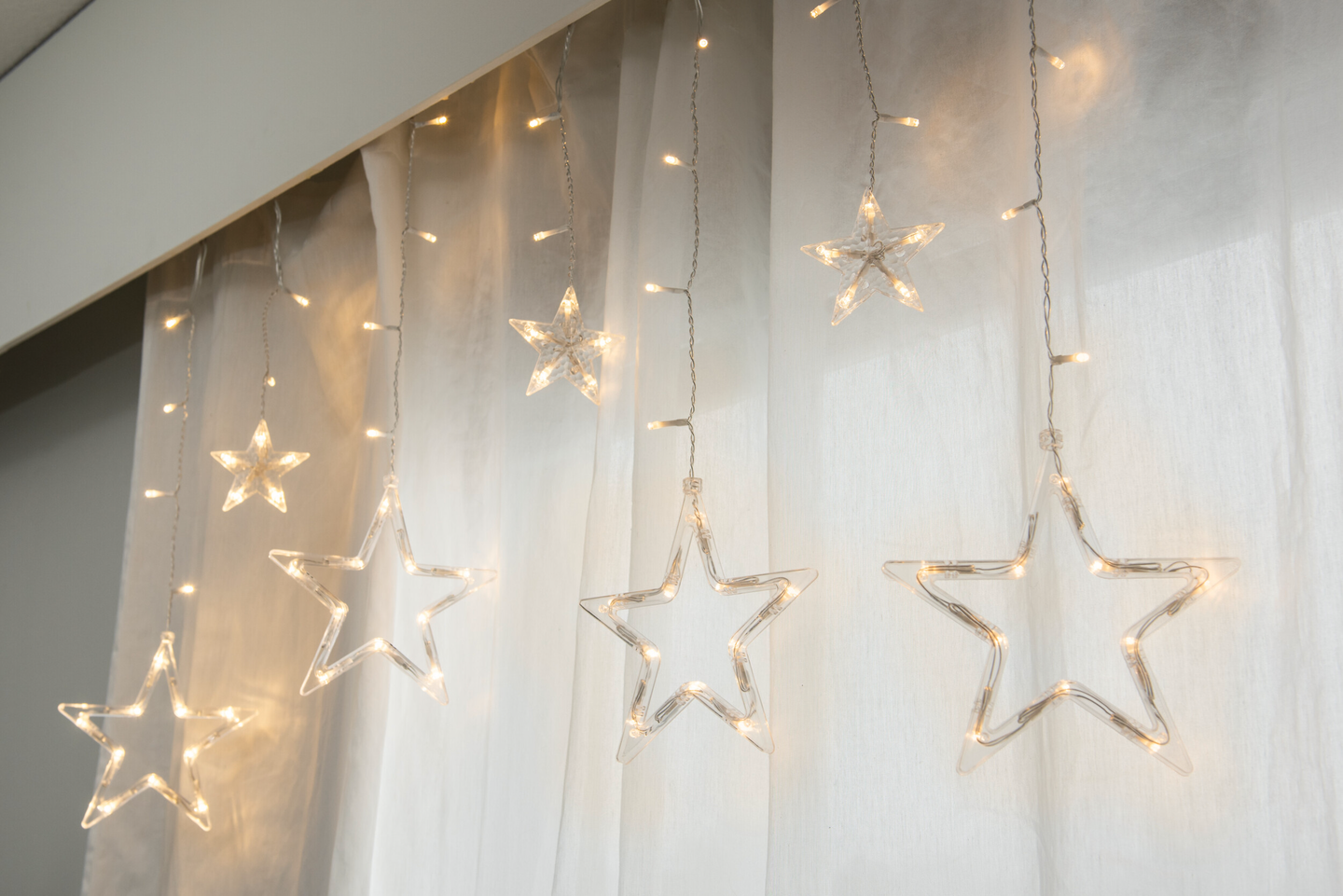 Tähtiverho Airam Nette 77 lediä IP20