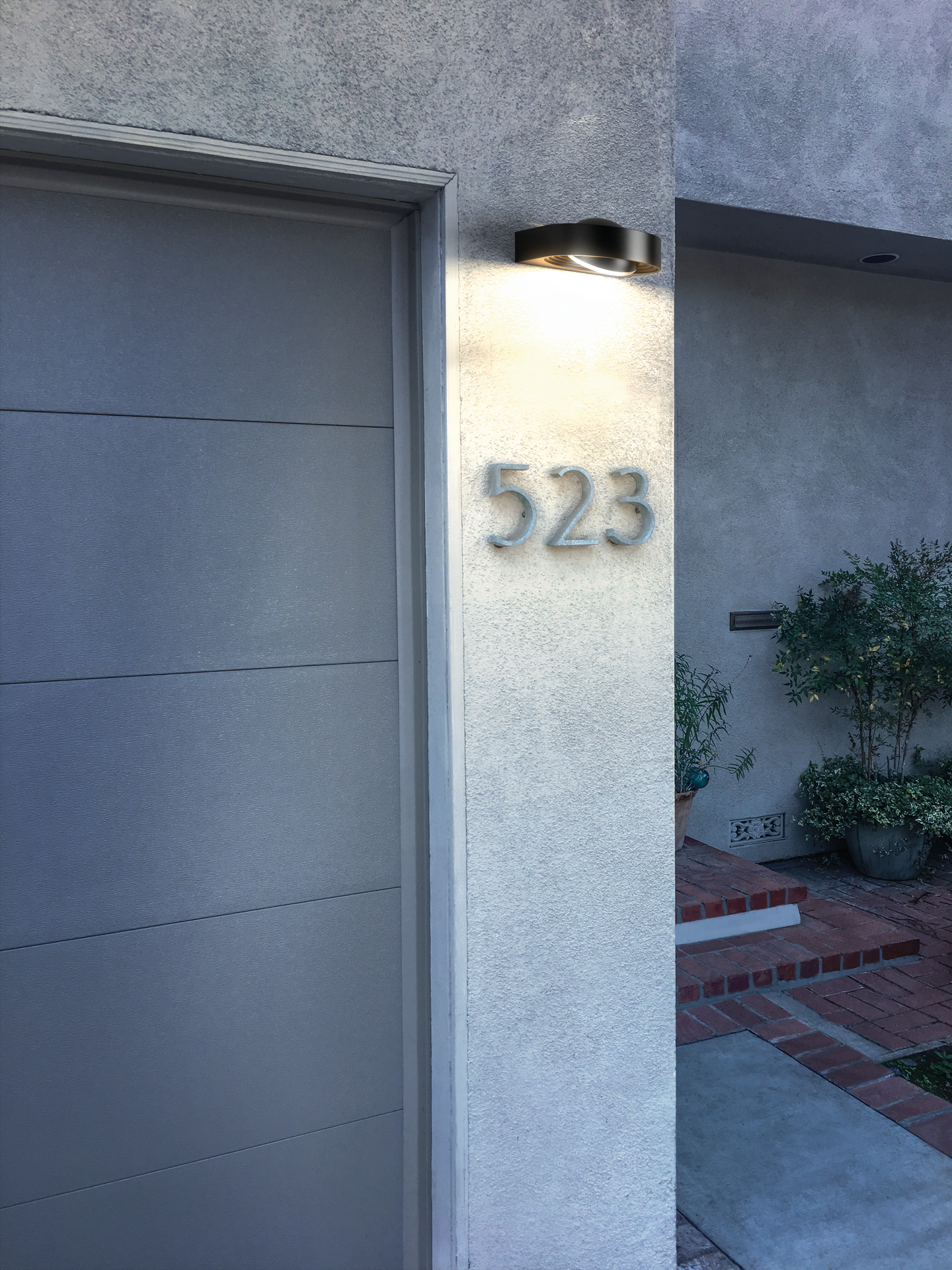 Ulkoseinävalaisin LEDVANCE Smart+ wifi Swing pyöreä