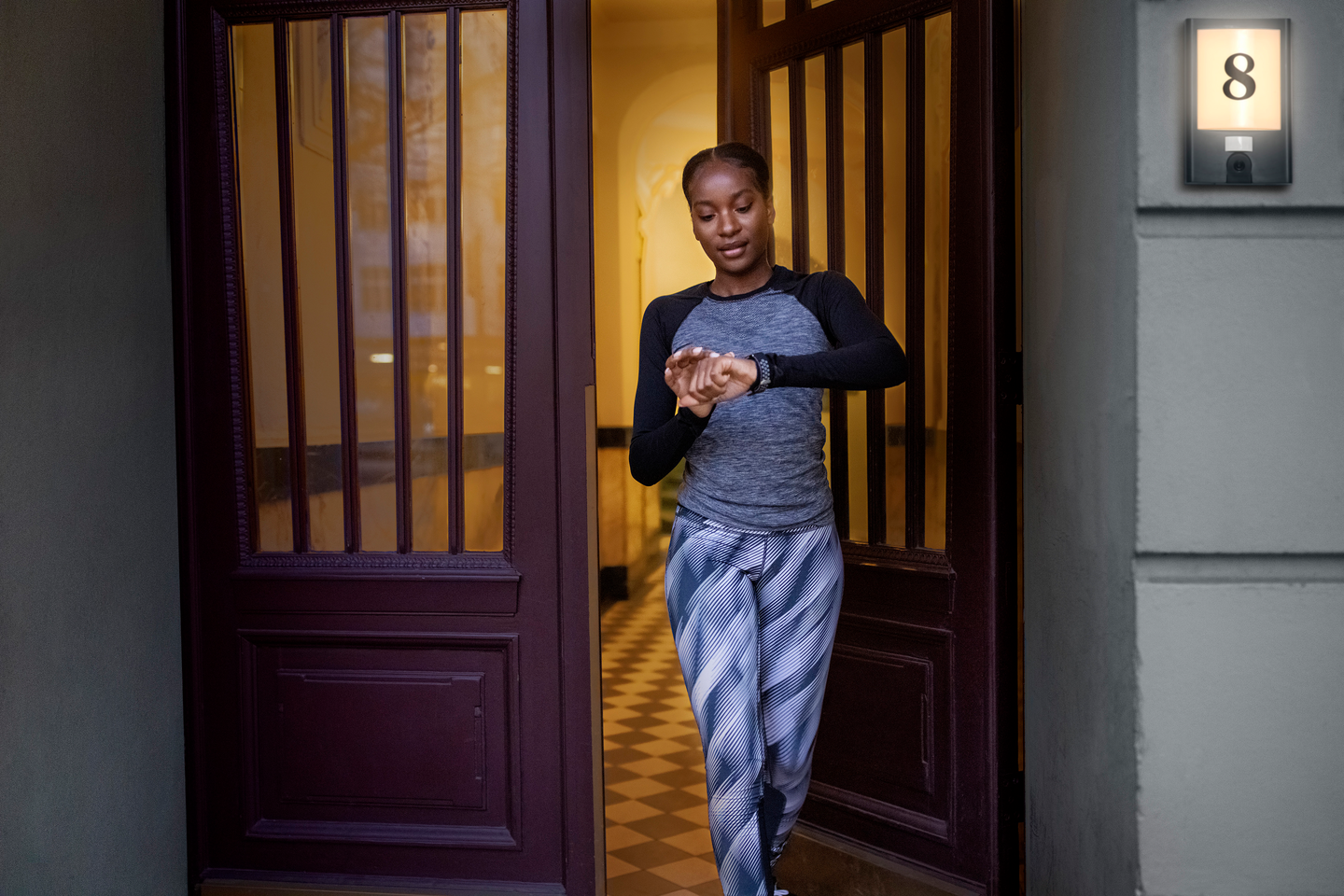 Ulkoseinävalaisin LEDVANCE Smart+ wifi kamera