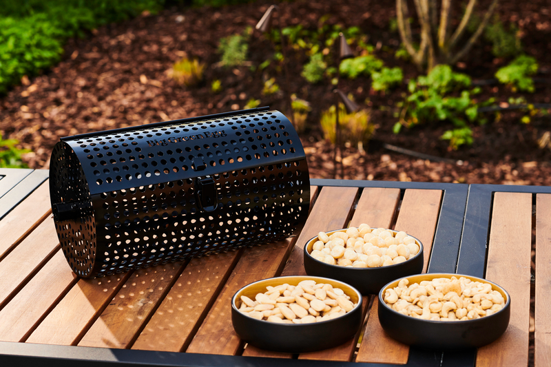 Grillivarraskori Big Green Egg Rotisserieen