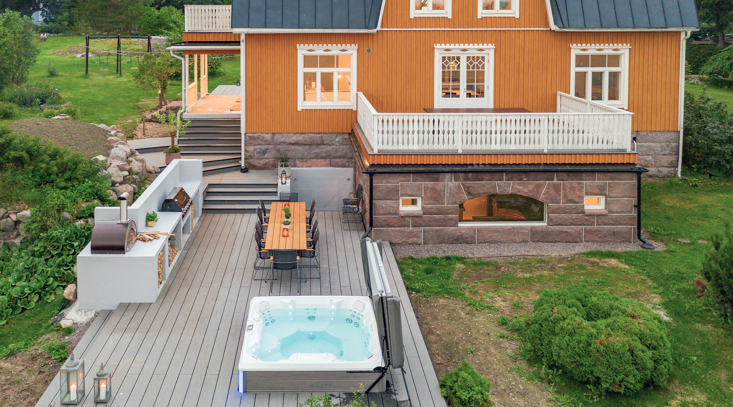 Terassilauta Luna TWPC/T 26x140x4000 hopeanharmaa lämpöpuukomposiitti