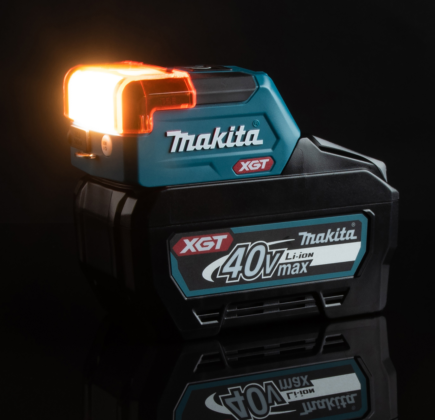 Käsivalaisin Makita ML011G 40V XGT runko