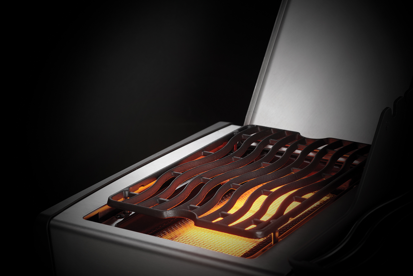 Kaasugrilli Napoleon Rogue SE425SIBPSS-1