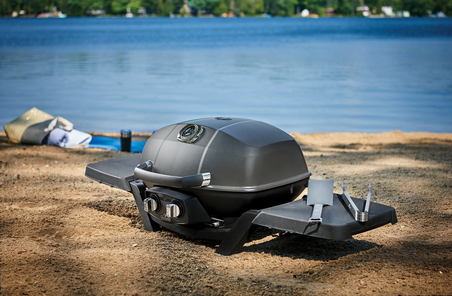 Sivutasot Napoleon TravelQ PRO285 grilliin