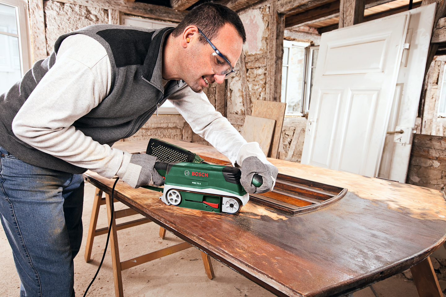 Nauhahiomakone Bosch PBS 75 A