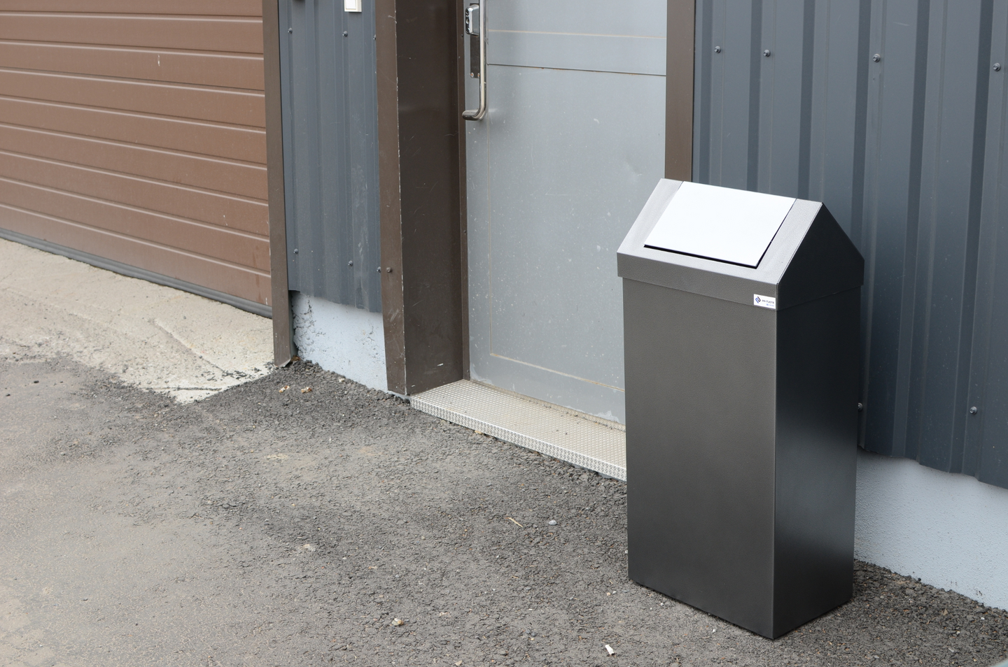 Roskis PP Avo 80 antiikkihopea