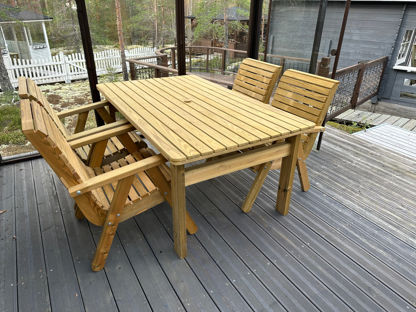 Pöytä Tammiston Puu Amelia 168x100cm kestopuu vihreä