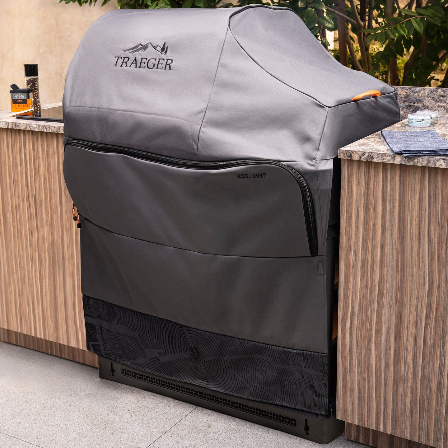 Suojapeite Traeger Timberline kaluste