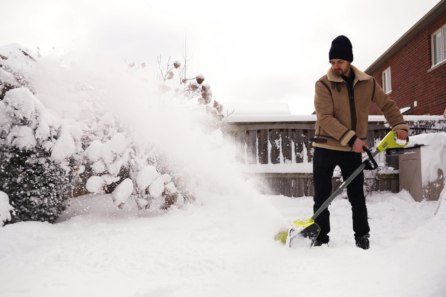 Akkulumilapio Ryobi RY18ST25A-0 18V ONE+ runko