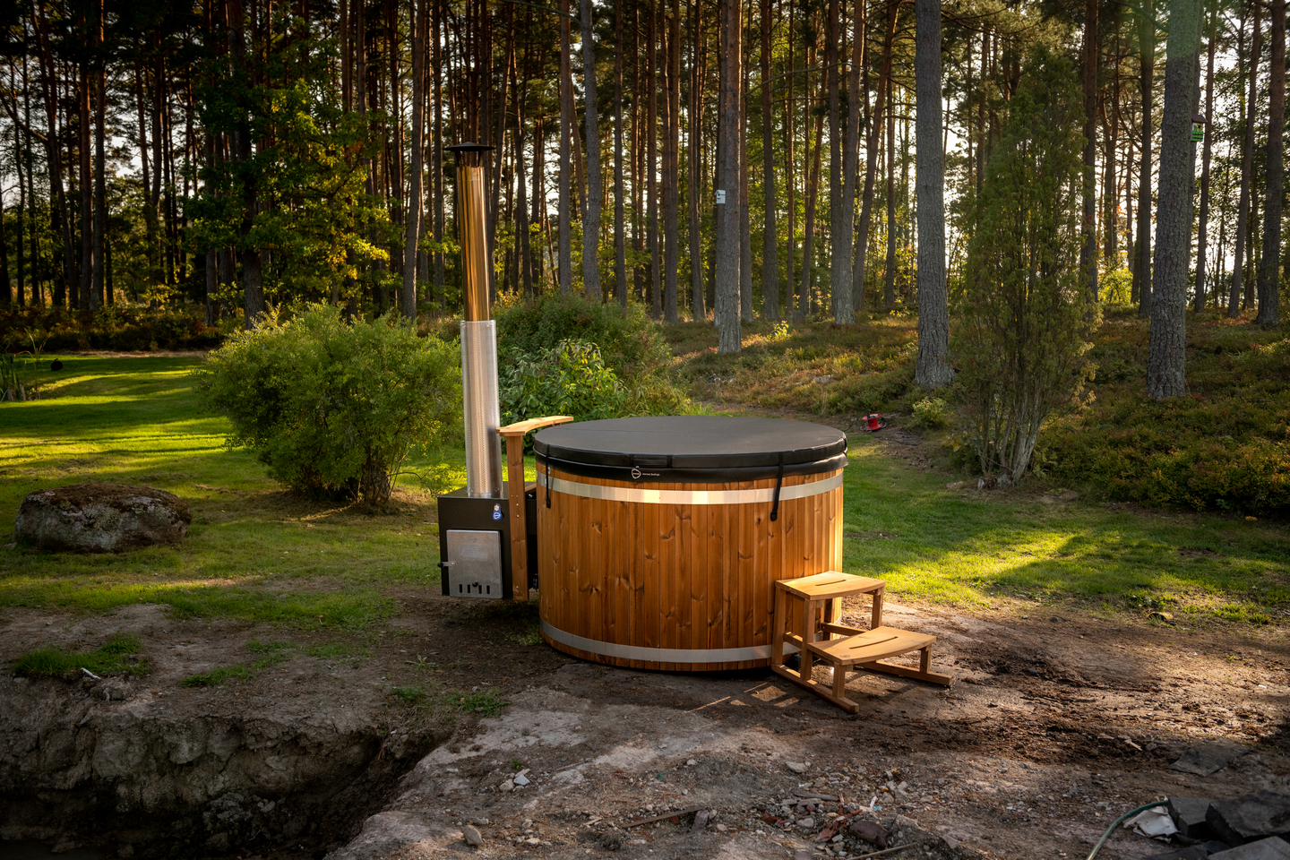 Kylpytynnyri Kirami Woody M Cube