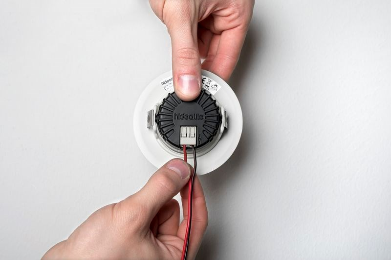 Led-alasvalo Hide-a-lite 1218 IP44 12V 350lm 4,7W 2700K valkoinen