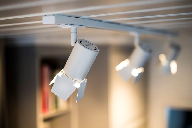 Häikäisysuoja Hide-a-lite Barndoors Focus 49mm valkoinen