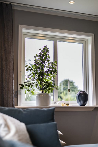 Led-alasvalo Hide-a-lite Core Smart IP44 60lm 45° 1,2W 3000K musta