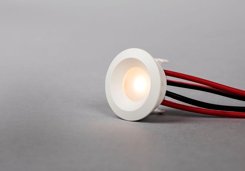 Led-alasvalo Hide-a-lite Core Smart IP44 70lm 120° 1,2W 2700K valkoinen