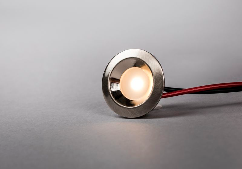 Led-alasvalo Hide-a-lite Core Smart IP44 70lm 120° 1,2W 2700K harjattu teräs