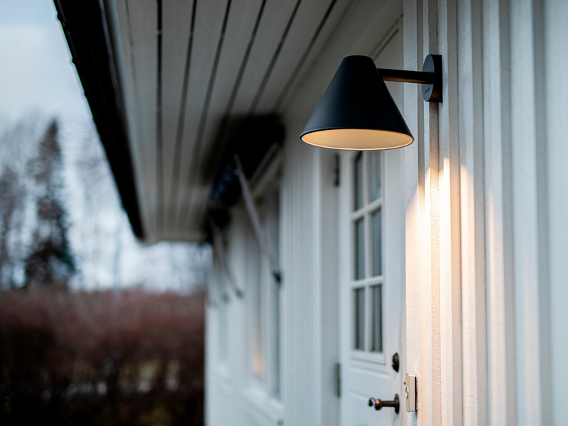 Ulkoseinävalaisin Peak Hide-a-lite antrasiitti