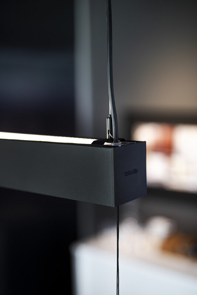 Ripustusvalaisin Hide-a-lite Actor IP20 5450lm 49W 3000K musta