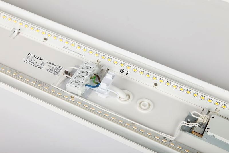 Yleisvalaisin Hide-a-lite Liteline IP44 2700lm 22W 830 valkoinen Sc