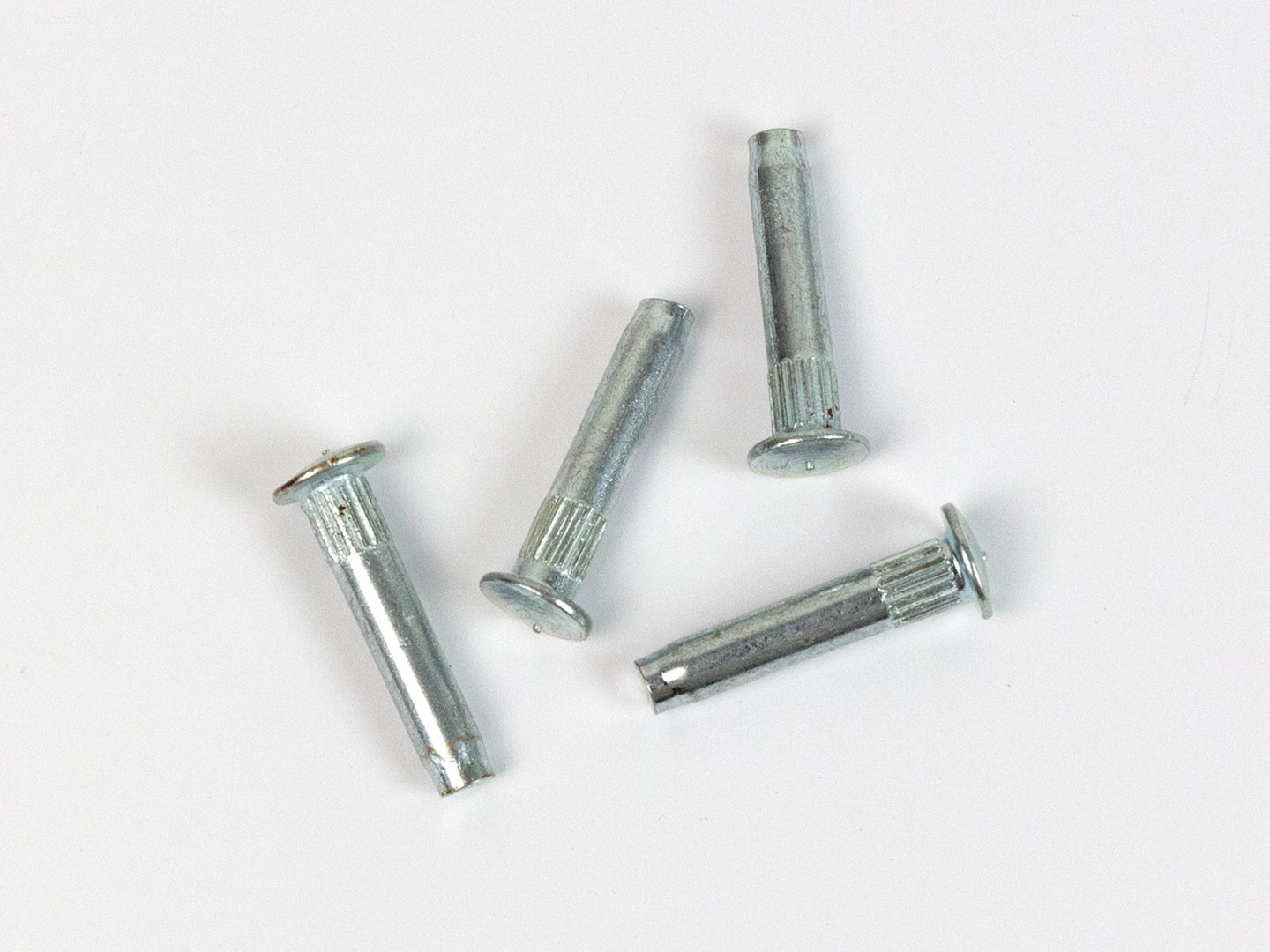 Pulttisaranan tappi PROF M6/M8 4kpl