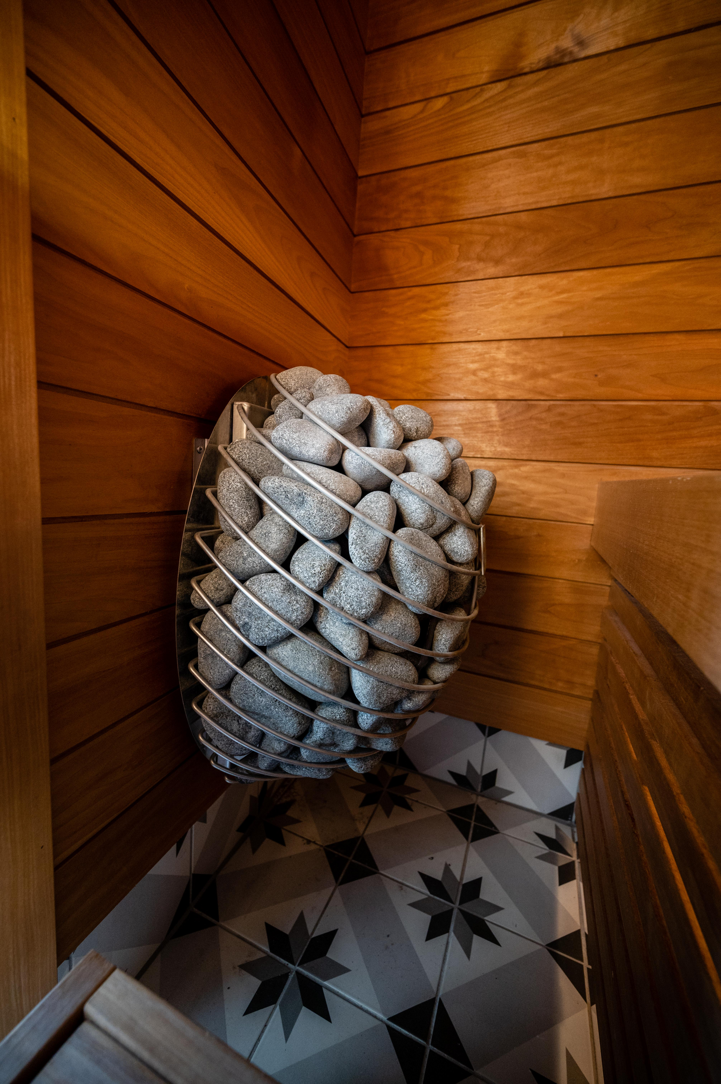 Saunapaneeli Thermory 15x90x2100 STS4 lämpökäsitelty haapa